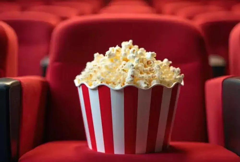 popcornpremiere-cine_deskt.webp