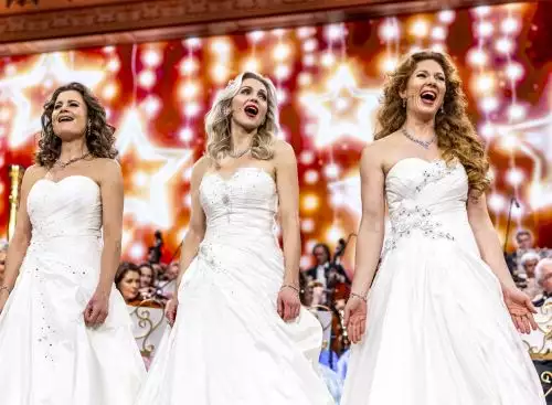 AndrC3A9Rieus2026ChristmasConcertLetItSnowncduurkw_134344737100308225_big-cine_deskt.webp