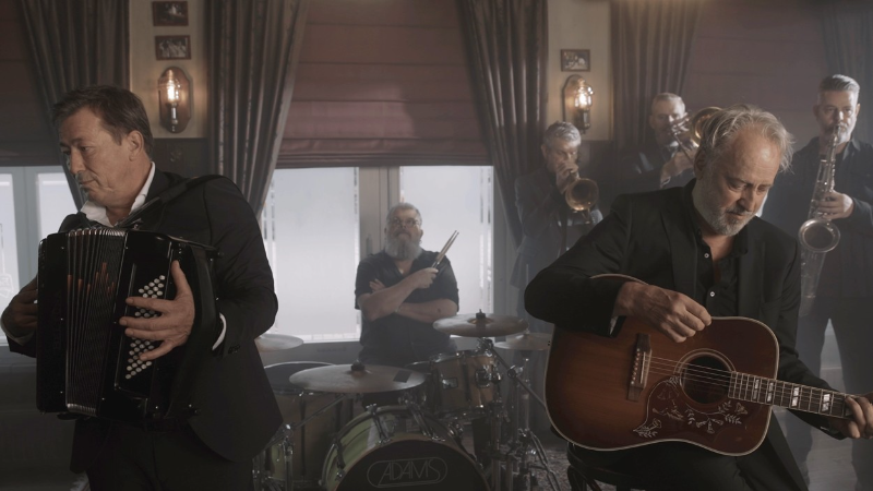 Rowwen Heze - Blieve Loepe Rowwen Heze - Blieve Loepe